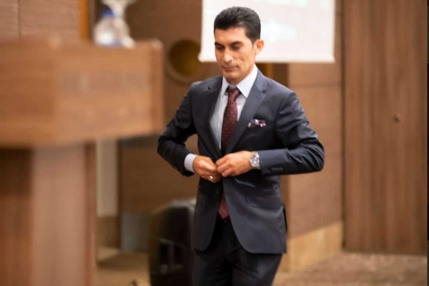 Bitlisli iş adamı Sinan Aslan BİDEF Başkanlığına aday oldu Bitlisli iş adamı Sinan Aslan BİDEF Başkanlığına aday oldu